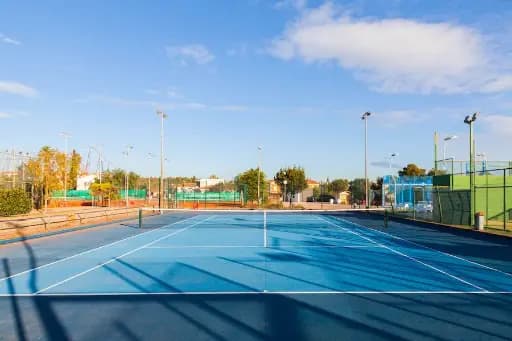 Tennis Court in la Pineda — court photo